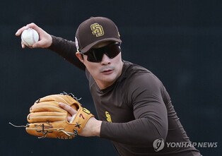 MLB 골드 글러브 품은 김하성, 10일 실버슬러거까지 도전