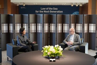 Vice FM discusses maritime cooperation with U.N. sea tribunal chief