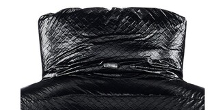 올해 숏패딩 '로고' 트렌드는…크거나 안보이거나