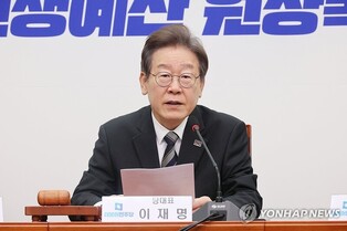 Opposition leader slams N. Korea for scrapping military deal, urges gov't to make policy changes