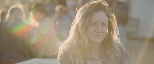 날 믿는 한 명만 있어도 인생은 바뀐다…영화 '레슬리에게'