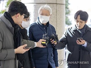 Chief of hotel adjoining Itaewon tragedy site fined for illegal extension