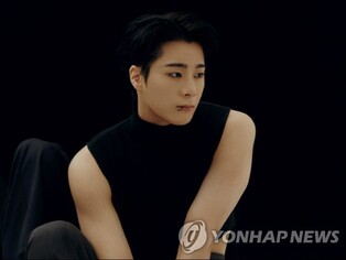 故 문빈 추모 공간, 팬들 항의에 결국 폐쇄