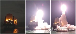 (LEAD) S. Korea successfully conducts third test flight of solid-fuel space rocket