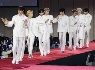 S. Korean boy group Zerobaseone