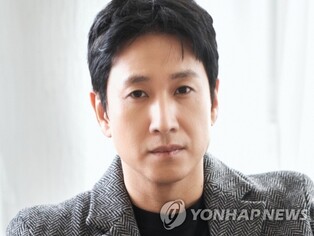 이선균 비보에 연예계 추모 물결…"치열하고 다정했던 모습 기억"(종합)