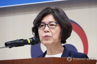 Veterans minister vows to create culture of respect for those wearing uniforms