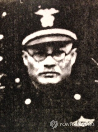 총살명령에 '부당(不當)함으로 불이행(不履行)' 항거한 문형순