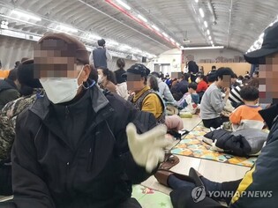 (2nd LD) S. Korea orders civilians on western border islands to evacuate over N.K.'s artillery firing