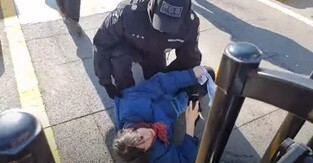 20 student activists nabbed after attempting to enter presidential office