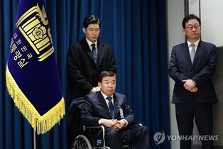 Yoon names 3rd deputy nat'l security adviser, chief of anti-corruption agency