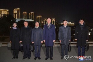 (LEAD) Chinese vice foreign minister visiting N. Korea: KCNA