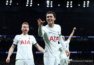 '8분 동안 3골' 토트넘, 브렌트퍼드에 3-2 역전승…4위 도약(종합)