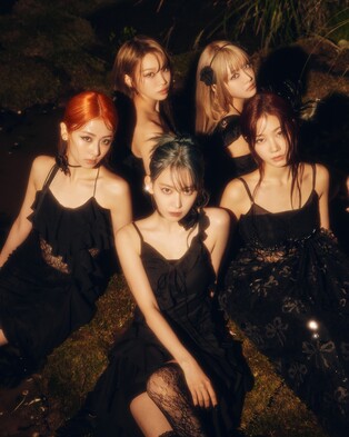 르세라핌 멤버들, 신보 '이지' 노랫말도 썼다