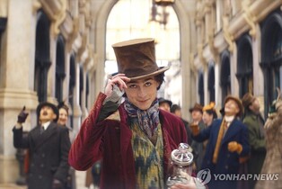 설 연휴 극장가 승자는 '웡카'…신작 4편은 기대에 못 미쳐