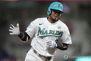 2년 연속 MLB 타격왕 아라에스, 올해 연봉 조정판결서는 패소