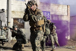 U.S. Marines from Japan arrive in S. Korea for joint regular drills