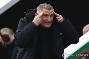백승호 데려온 버밍엄 모브레이 감독, 건강 문제로 6∼8주 휴식