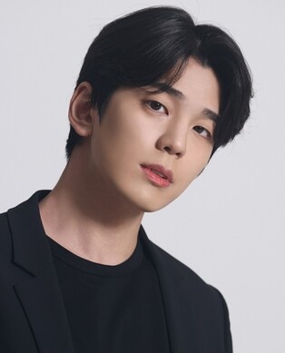 '사내맞선' 배우 김민규, 4월 1일 육군 현역 입대