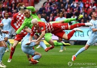 이재성 경고 누적 결장 마인츠, 쾰른과 무승부…강등권 16위