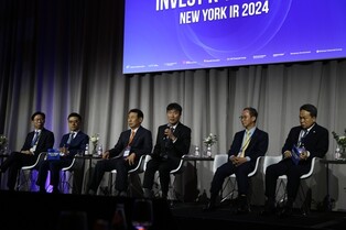 FSS chief highlights 'soundness' of Korean capital market in meeting with global investors