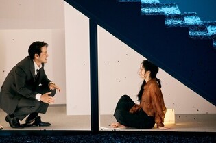 Play 'The Cherry Orchard' Starring Jeon Do-yeon Exudes Strange Harmony of Dissonance