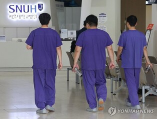 (LEAD) Doctors at SNU hospitals set to stage walkout from June 17