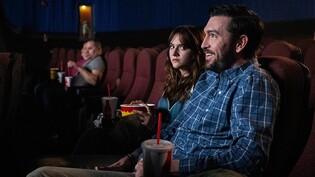 설레는 첫 만남이 데이트 폭력으로 가기까지…영화 '캣퍼슨'