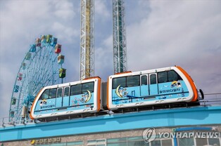 만성 적자 월미바다열차…'타고 싶은 열차'로 변신 시도