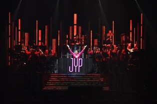 음악으로 하나 된 위버스콘…박진영 "데뷔 30주년, 여러분 덕분"