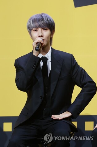 NCT 런쥔, 일반인 전화번호 공개했다 삭제…"경솔한 행동 반성"