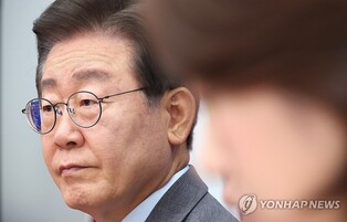 DP leader resigns in preparation to seek another term as party chief