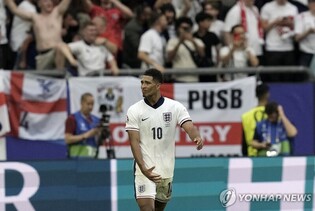 UEFA, '논란의 손동작' 벨링엄 조사…징계 여부 촉각