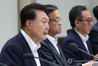 Yoon calls for scientific safety measures against hard-to-extinguish fires