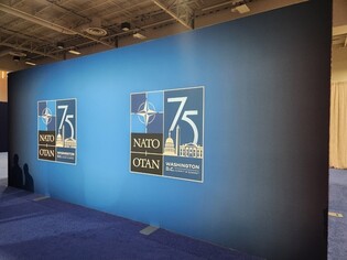 (LEAD) 'Anything' South Korea can do for Ukraine's defense ability will be 'warmly welcomed': NATO official