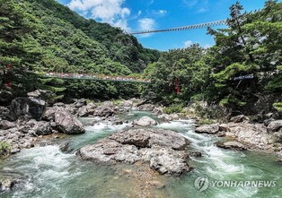 [픽! 진안] 국가지질공원 운일암반일암의 시원한 물살