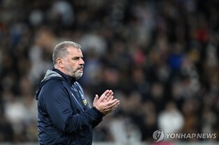 인종차별에 입 연 토트넘 감독 "손흥민 뜻에 따를 것"