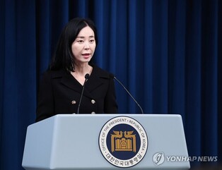 Yoon to send special envoys to Czech Republic to discuss follow-up measures for nuclear power project