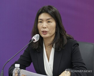 Yoon taps Hanyang Univ. professor as senior secretary for low birth rate issues