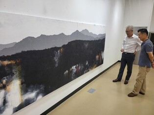 석탄가루로 그린 고원풍경…태백서 최법진 작가 작품전