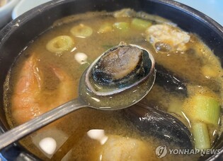 [내일은 못 먹을지도] ② 전복보다 흔했다고? 씨 마른 오분자기