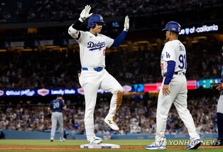 오타니, 시즌 38호 도루 성공…40-40에 1홈런·2도루 남았다