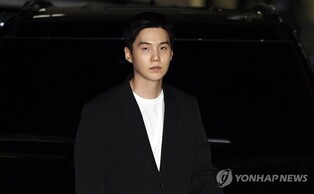 '음주 스쿠터' 슈가 "BTS 이름에 누 끼쳐…멤버·팬들에게 죄송"