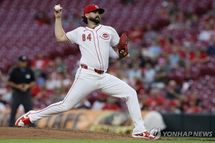 전 LG 투수 켈리, MLB 신시내티서 닷새 만에 방출 대기