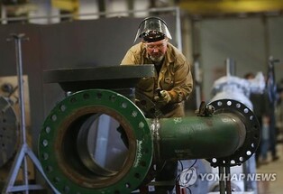 Rust Belt senators call on U.S. gov't to reduce import quota for S. Korean oil country tubular goods