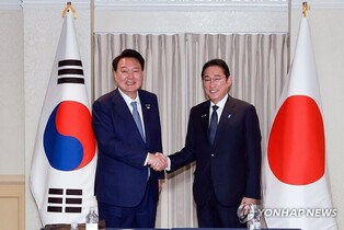 (LEAD) Japanese PM Kishida to visit S. Korea this week for last summit with Yoon