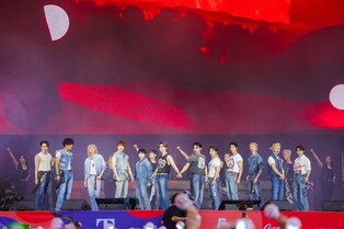 외신, 세븐틴 롤라팔루자 공연 호평…"완벽한 안무, 강한 인상"