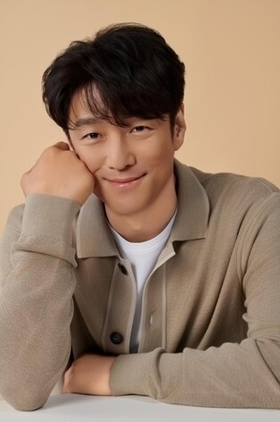 '가족X멜로' 지진희 "머리에 계란 맞는 장면, 한번에 끝냈죠"