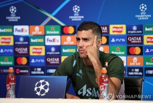 선수 파업 가능성 내비친 맨시티 로드리 "경기 수 너무 많아"