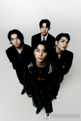 월드투어 막올린 데이식스 "우리 근본 담은 노래 들려드릴게요"